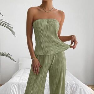 Strapless Green Tube Top